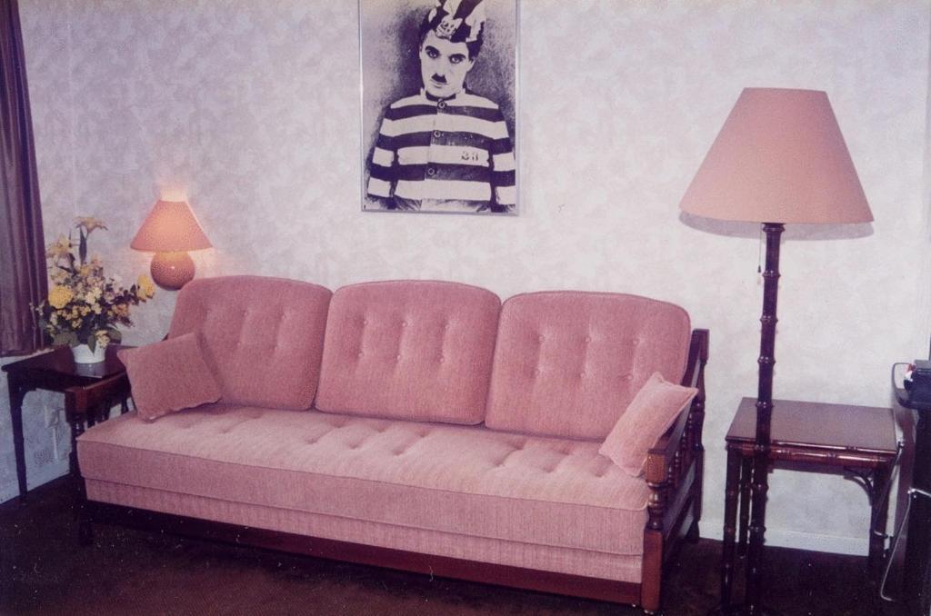 Hotel Chaplin ランツクルーナ エクステリア 写真